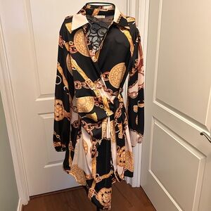 Elegant Black and Gold Chain Print Mini Dress